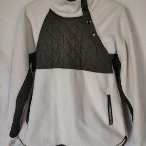 Abercrombie & Fitch Olive and Cream Pullover